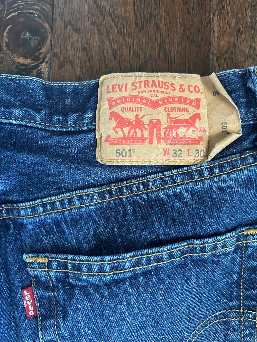 Levi's Men's 501 32x30 Classic Straight Leg Jeans - Blue - Picture 2 of 7